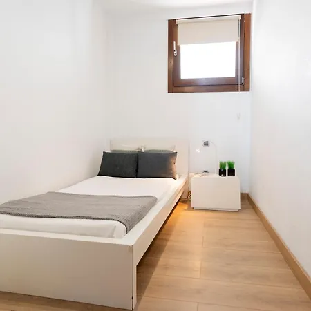 Apartment Modern Sea Front In 2 *